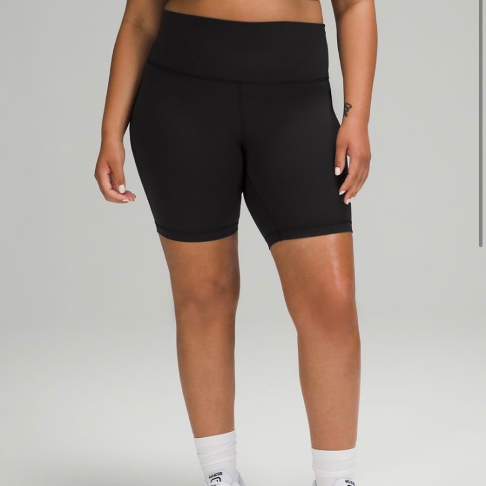 NWT Lululemon Wunder Train HR Short 8”